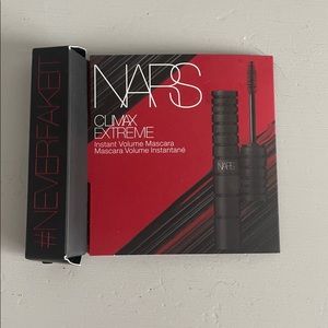NARS climax extreme same mascara